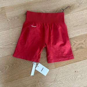 Second Left - Seamless Midi Bike Shorts in Red